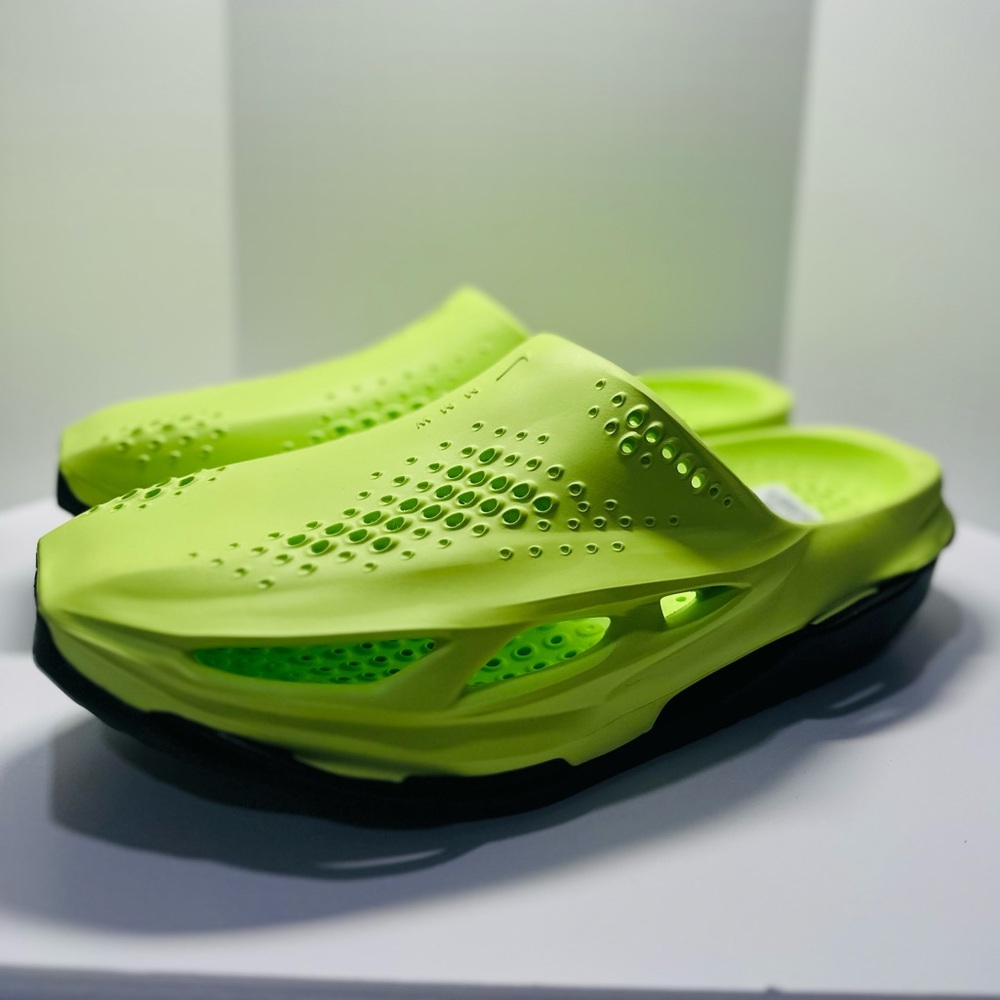 Nike Men’s 005 Slide x MMW Slides